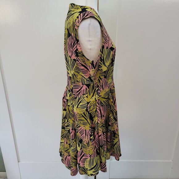 Bar III Size L Sleeveless Tropical Palm Leaf Print Fit & Flare Dress Tropical - Picture 2 of 8